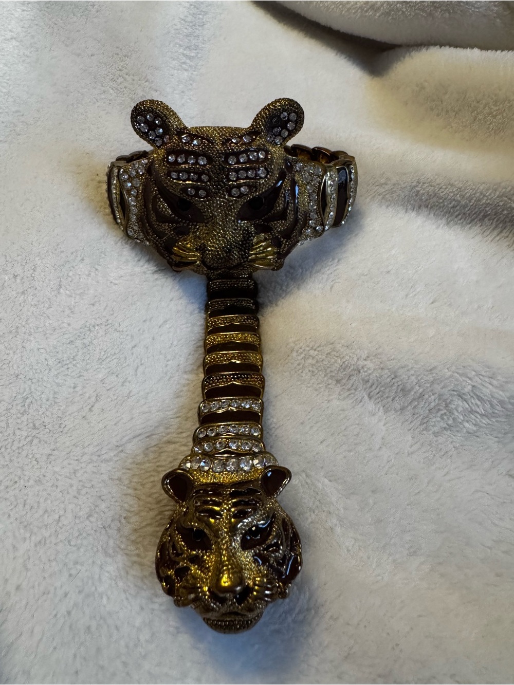 Gold Tiger Head Decorative women bracelet- Home Accents
